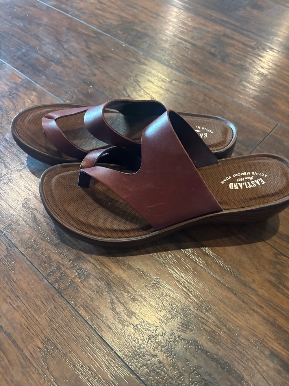Eastland Laurel Leather Wedge Sandals Size 11 Brown Memory Foam Comfort Slide
